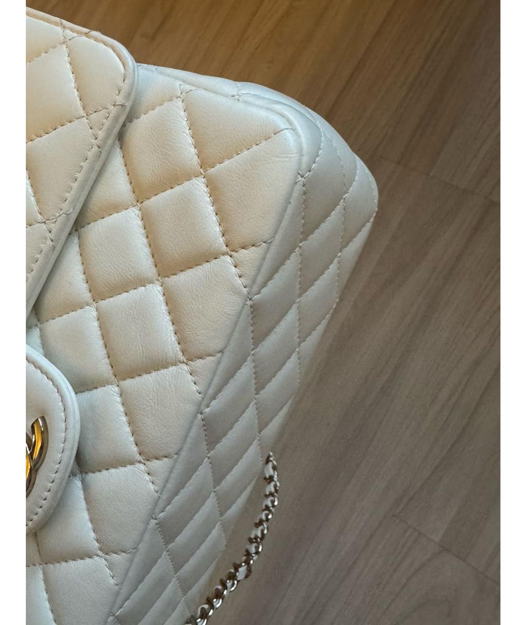 CHANEL Белая кожаная сумка с короткими ручками, фото 4
