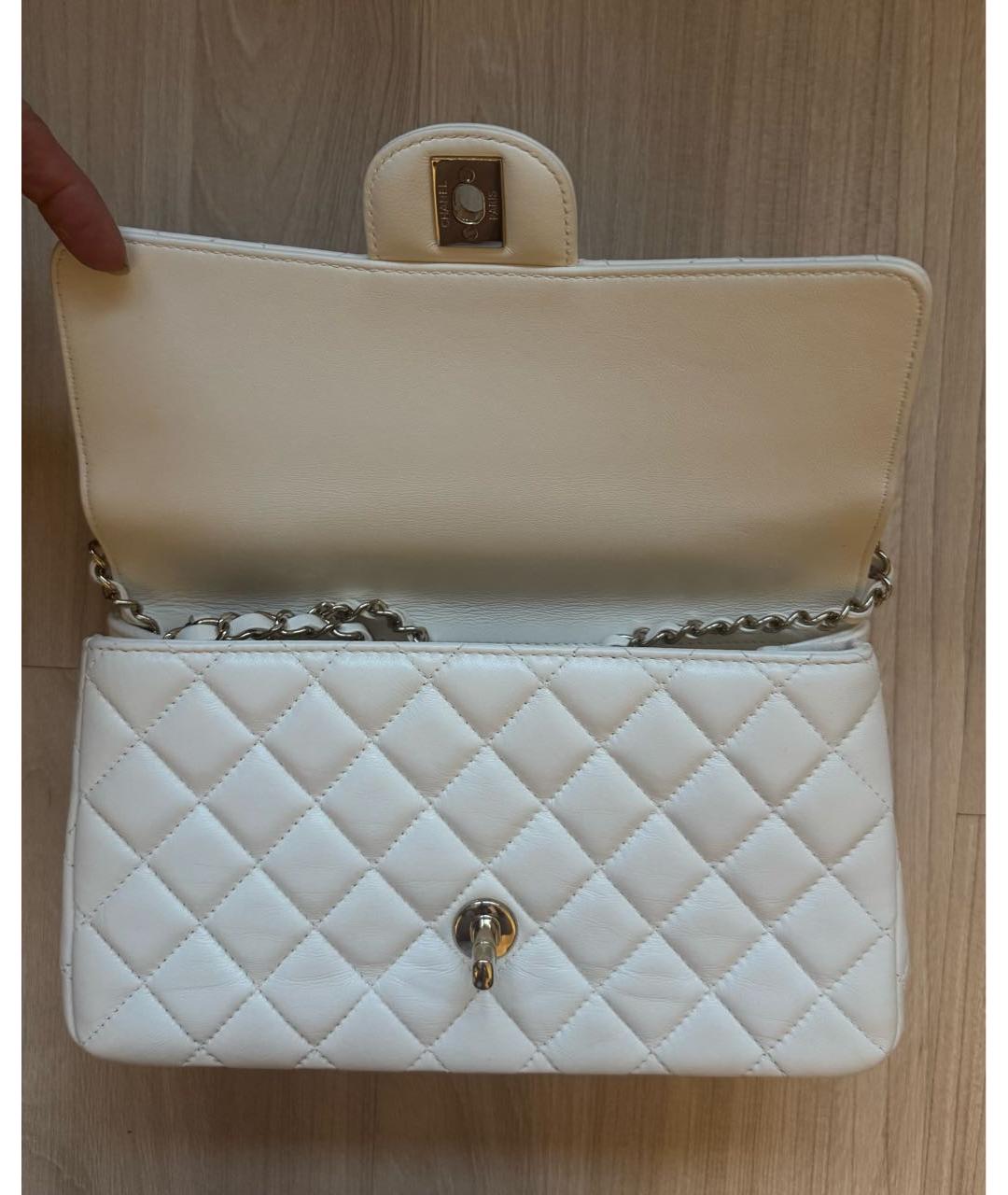 CHANEL Белая кожаная сумка с короткими ручками, фото 7