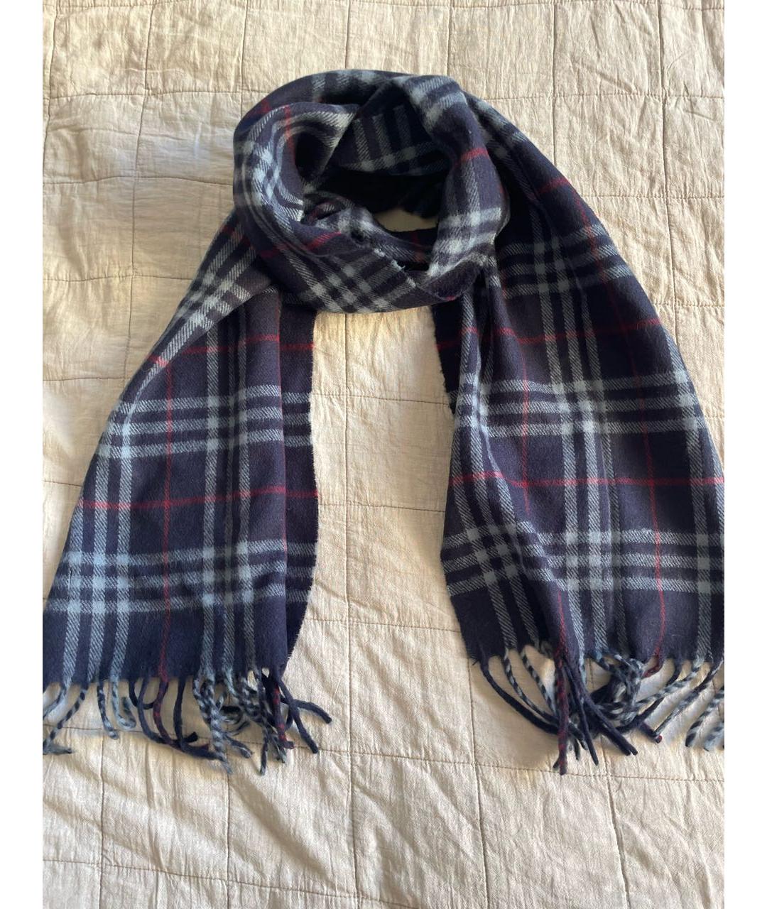 BURBERRY Темно-синий шерстяной шарф, фото 2
