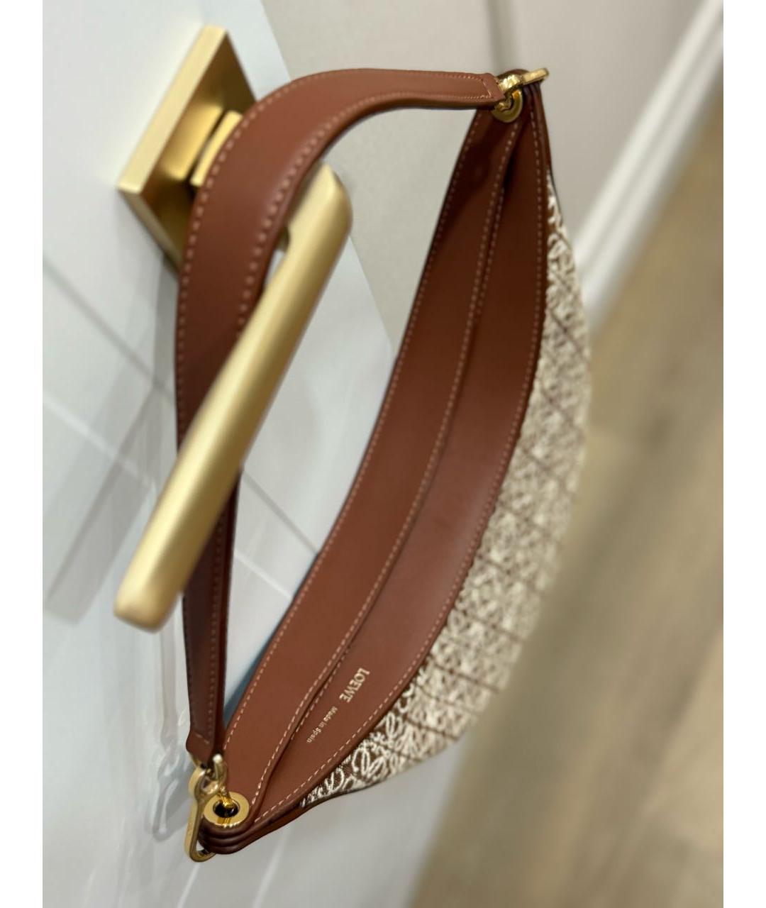 LOEWE Бежевая сумка с короткими ручками, фото 6