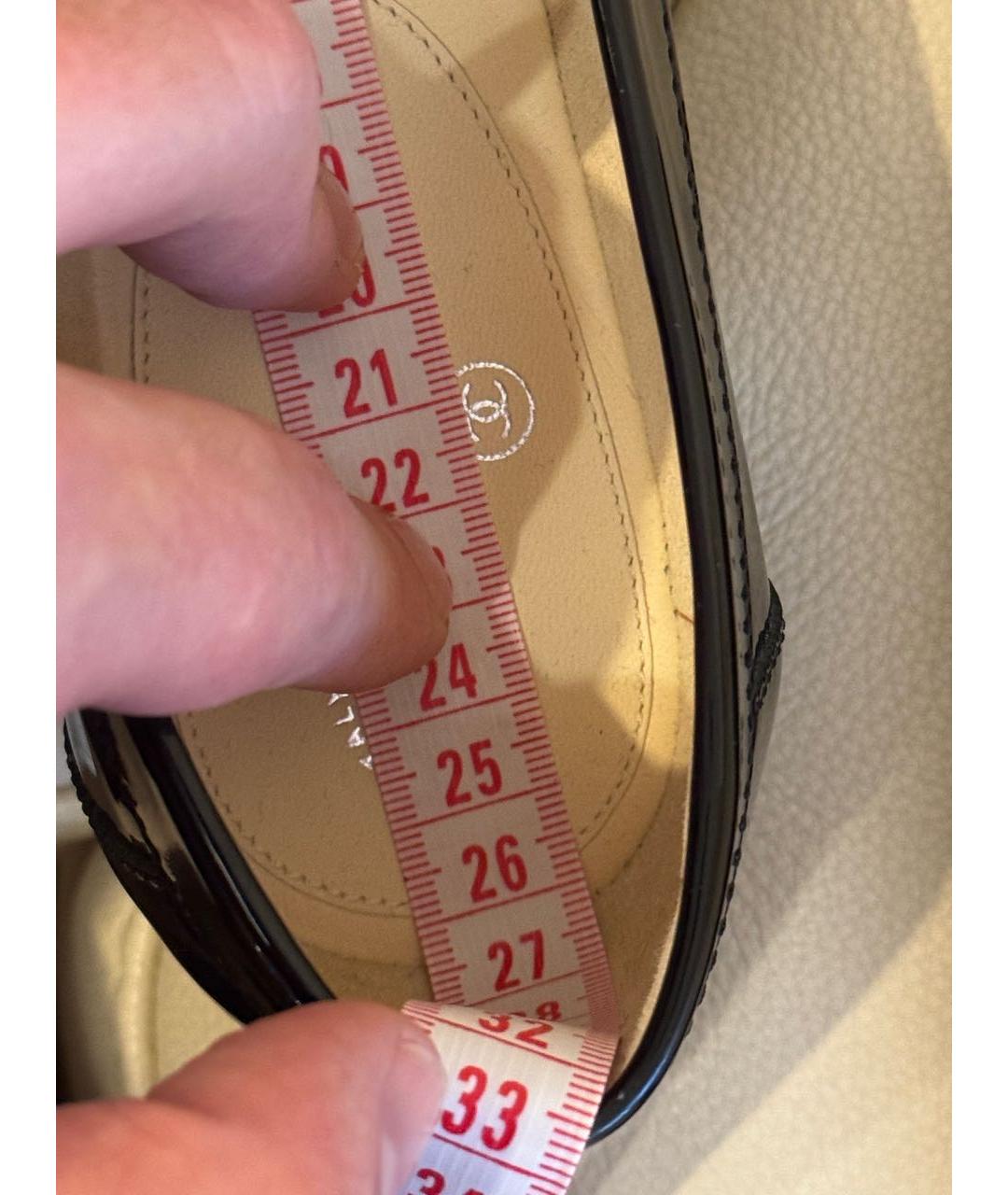 CHANEL Черные лоферы из лакированной кожи, фото 8