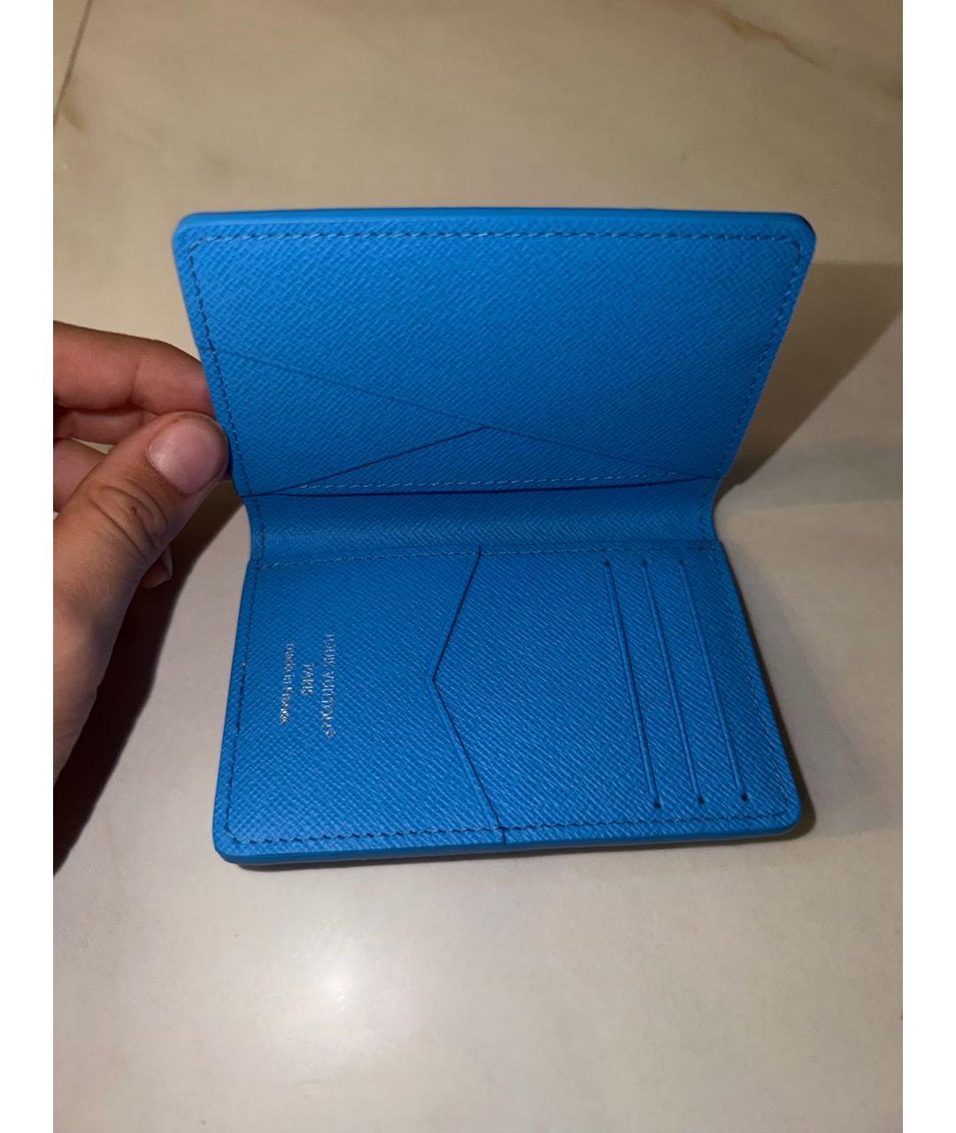 LOUIS VUITTON Голубой кожаный кошелек, фото 3