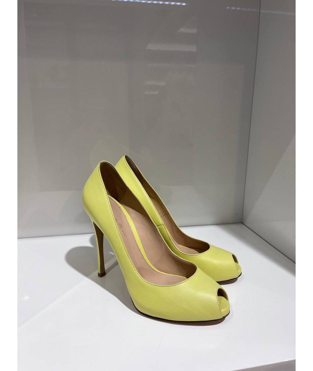 GIANVITO ROSSI Желтые кожаные туфли, фото 4