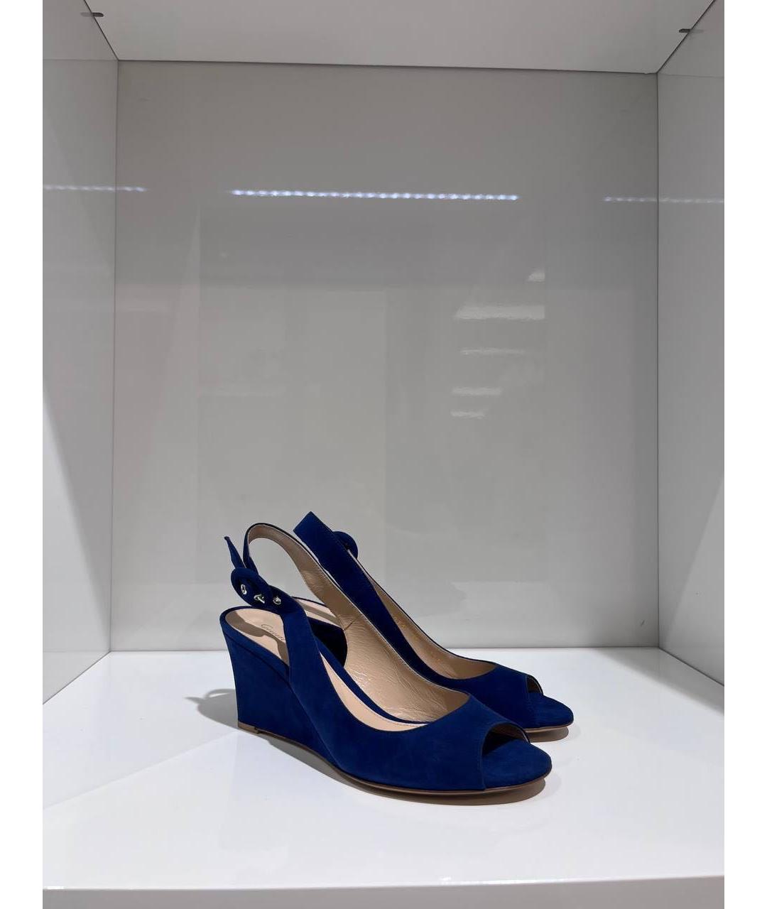 GIANVITO ROSSI Темно-синие замшевые босоножки, фото 4