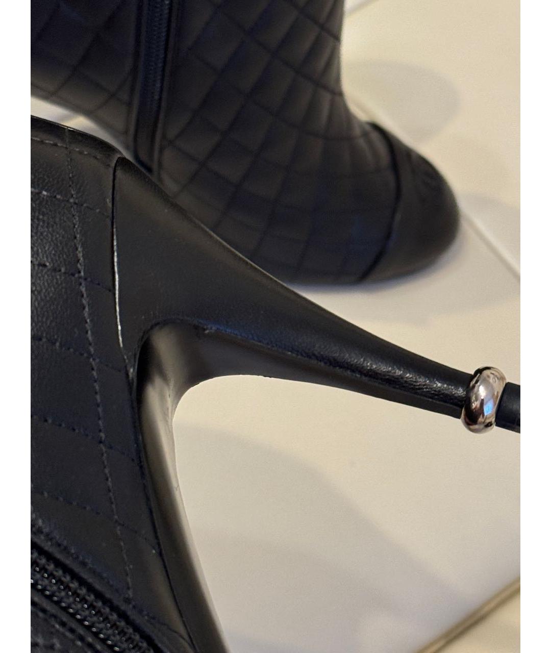 CHANEL Черные кожаные ботильоны, фото 6