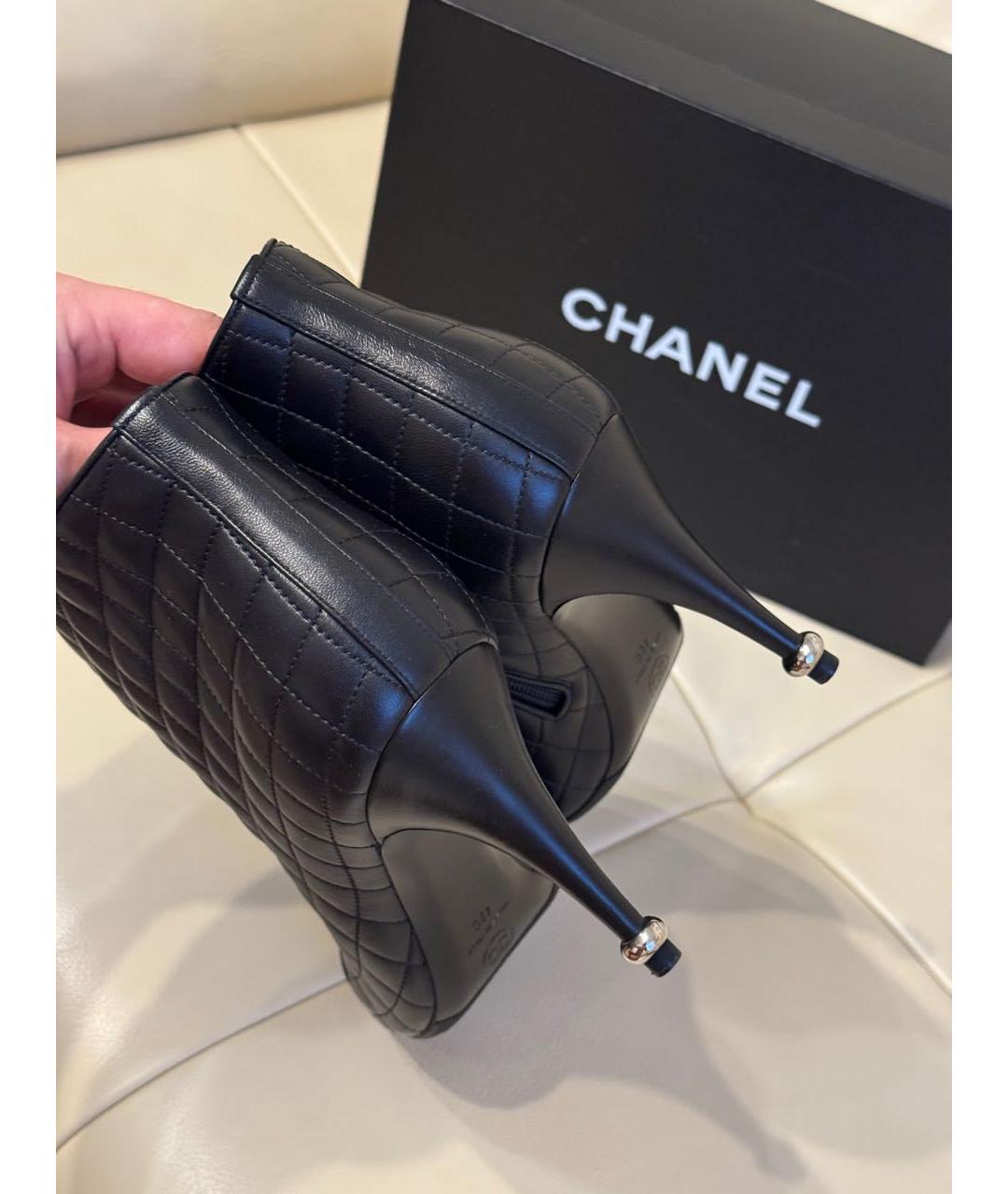 CHANEL Черные кожаные ботильоны, фото 3