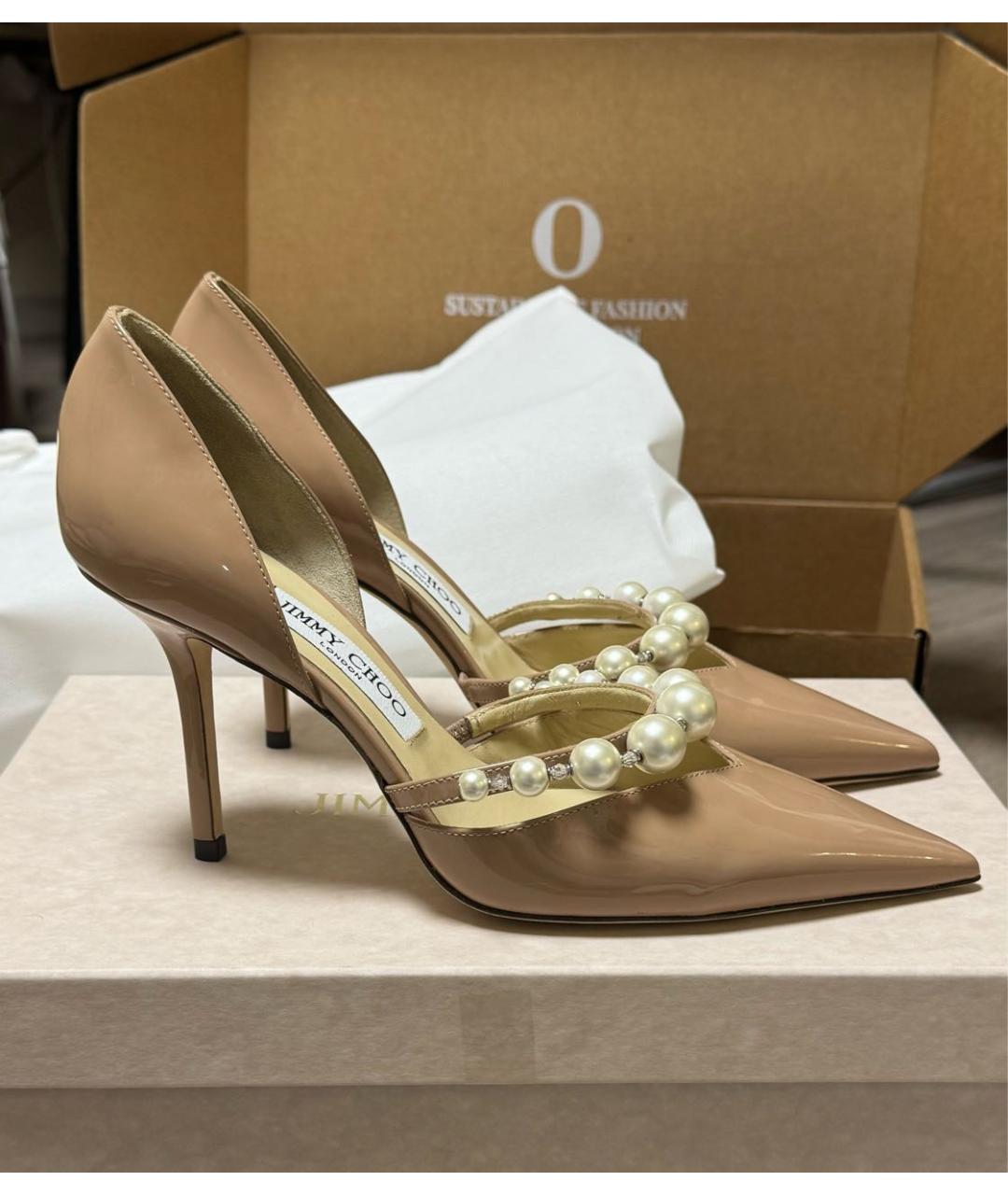 JIMMY CHOO Бежевые туфли из лакированной кожи, фото 7