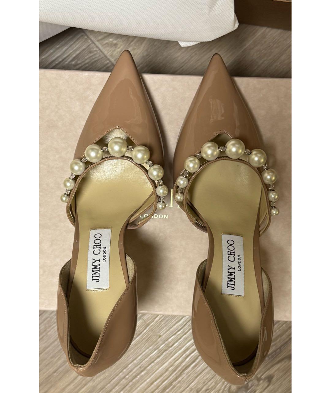 JIMMY CHOO Бежевые туфли из лакированной кожи, фото 3