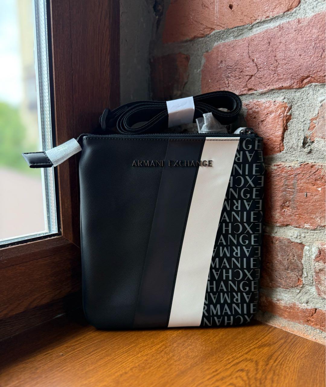 ARMANI EXCHANGE Темно-синяя сумка на плечо из искусственной кожи, фото 2