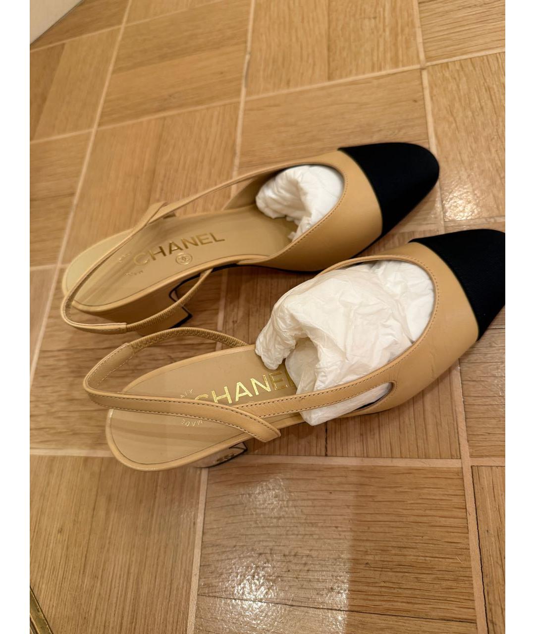 CHANEL Бежевые кожаные туфли, фото 2