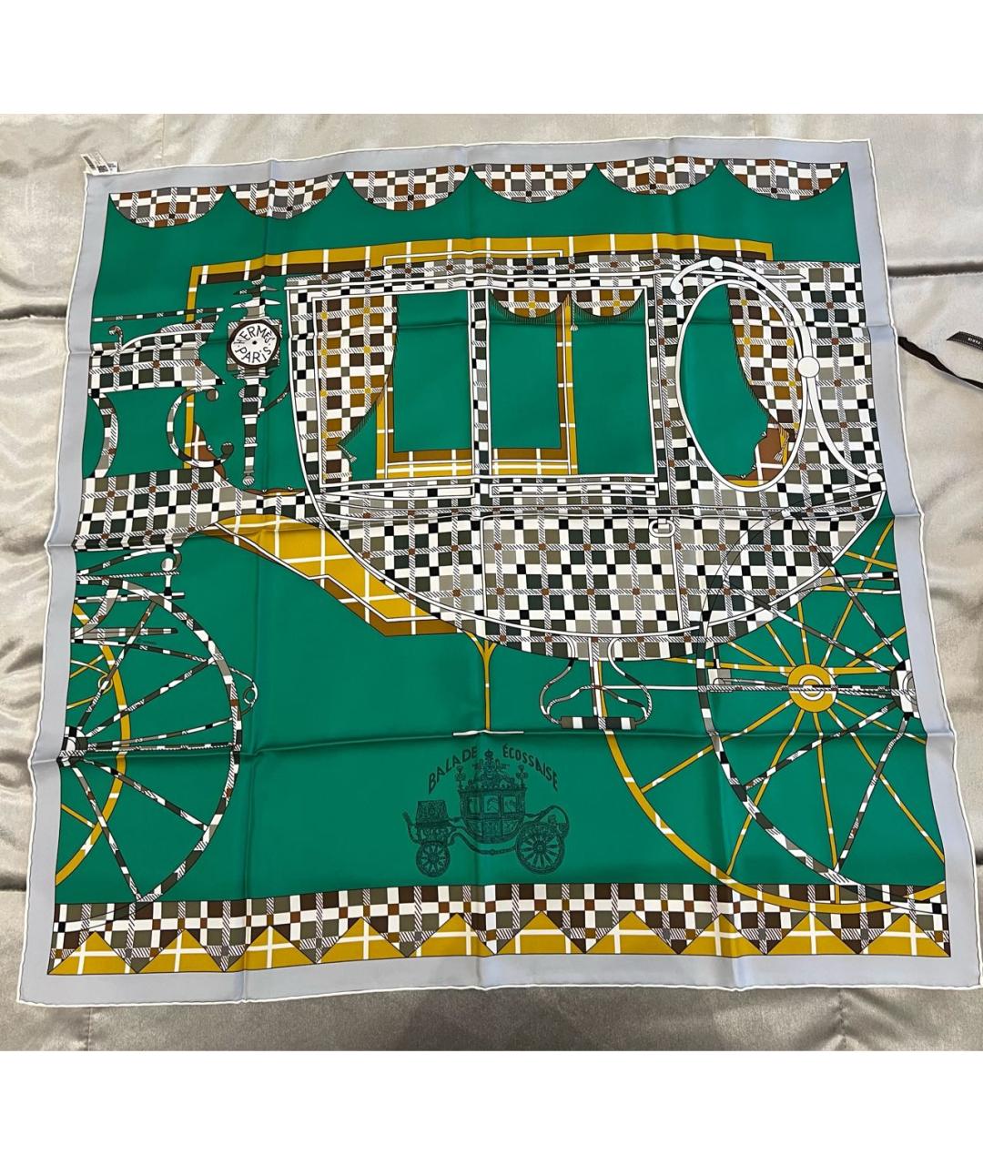 HERMES Зеленый шелковый платок, фото 6