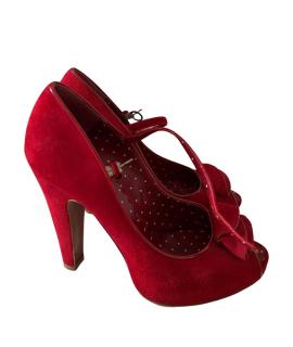 MOSCHINO Босоножки