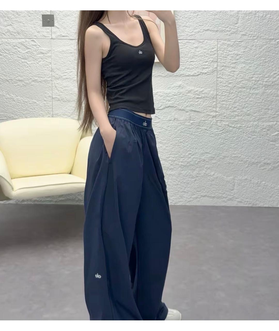 ALO YOGA Темно-синие спортивные брюки и шорты, фото 5