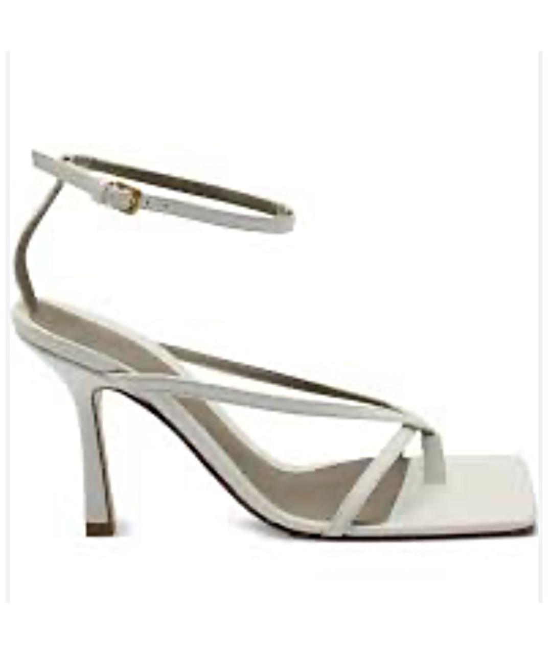 BOTTEGA VENETA Белые кожаные босоножки, фото 3