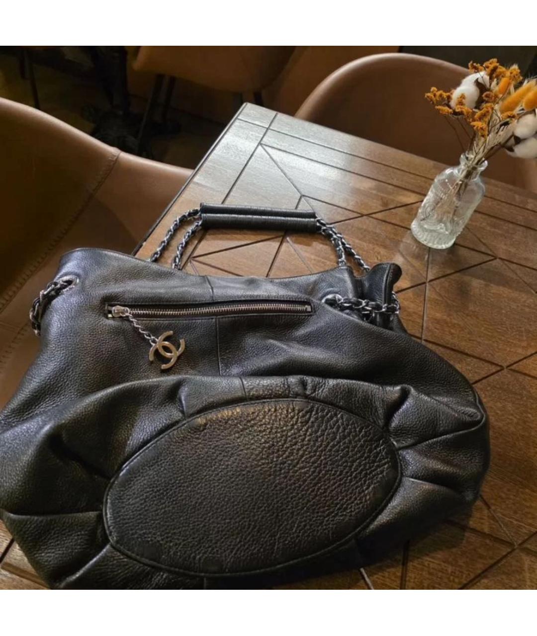CHANEL Черная кожаная сумка через плечо, фото 4
