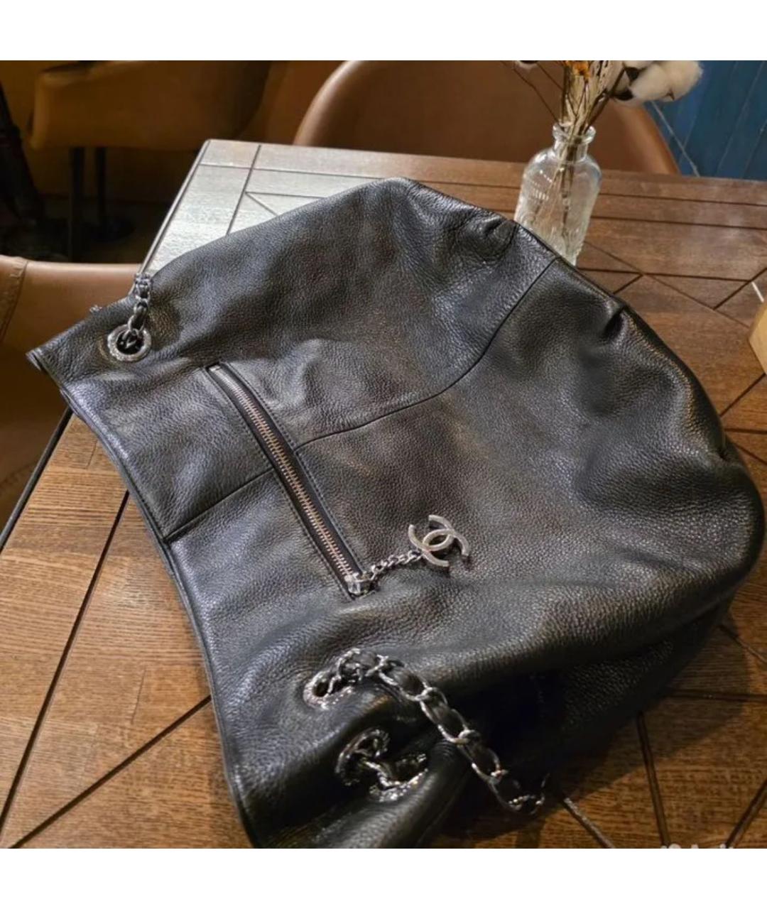 CHANEL Черная кожаная сумка через плечо, фото 3