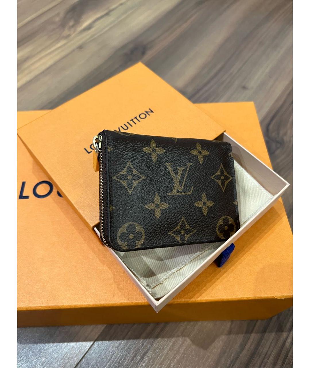 LOUIS VUITTON Коричневый кошелек, фото 2