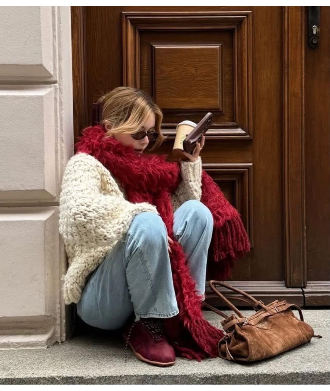 PRADA Коричневая замшевая сумка с короткими ручками, фото 2