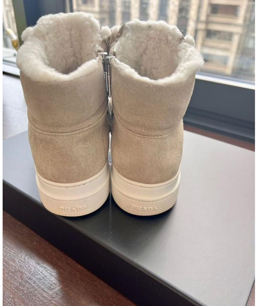 PRADA Бежевые замшевые ботинки, фото 4