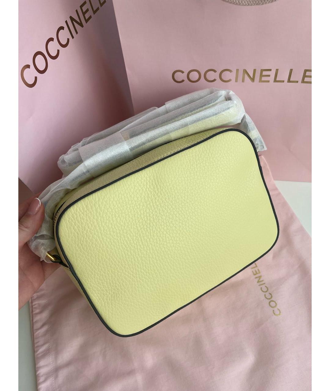 COCCINELLE Желтая кожаная сумка через плечо, фото 3