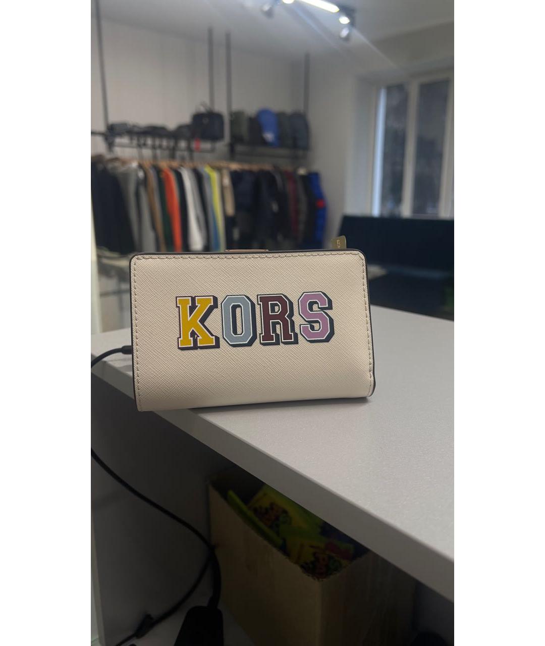 MICHAEL KORS Бежевый кожаный кошелек, фото 5