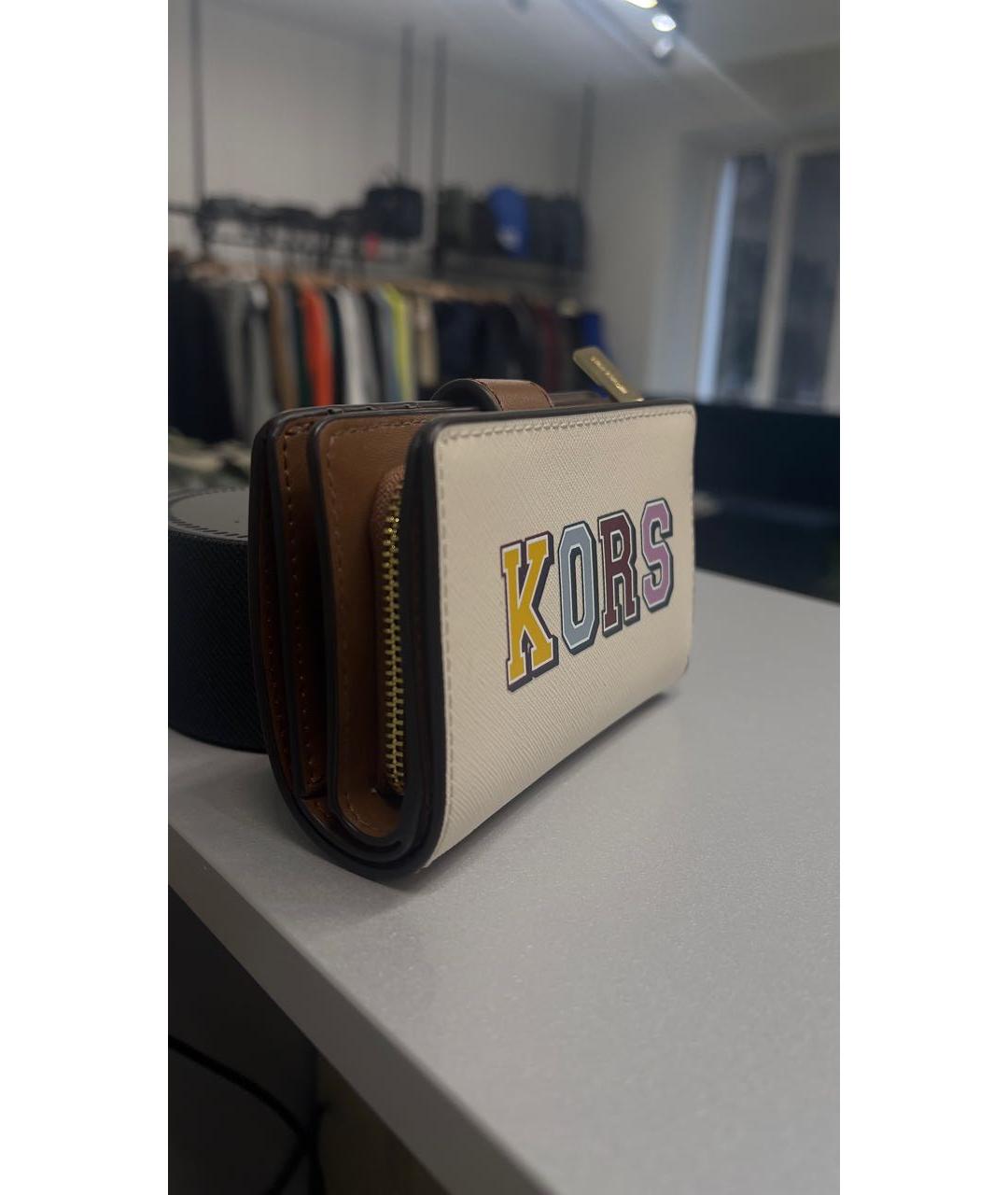 MICHAEL KORS Бежевый кожаный кошелек, фото 2