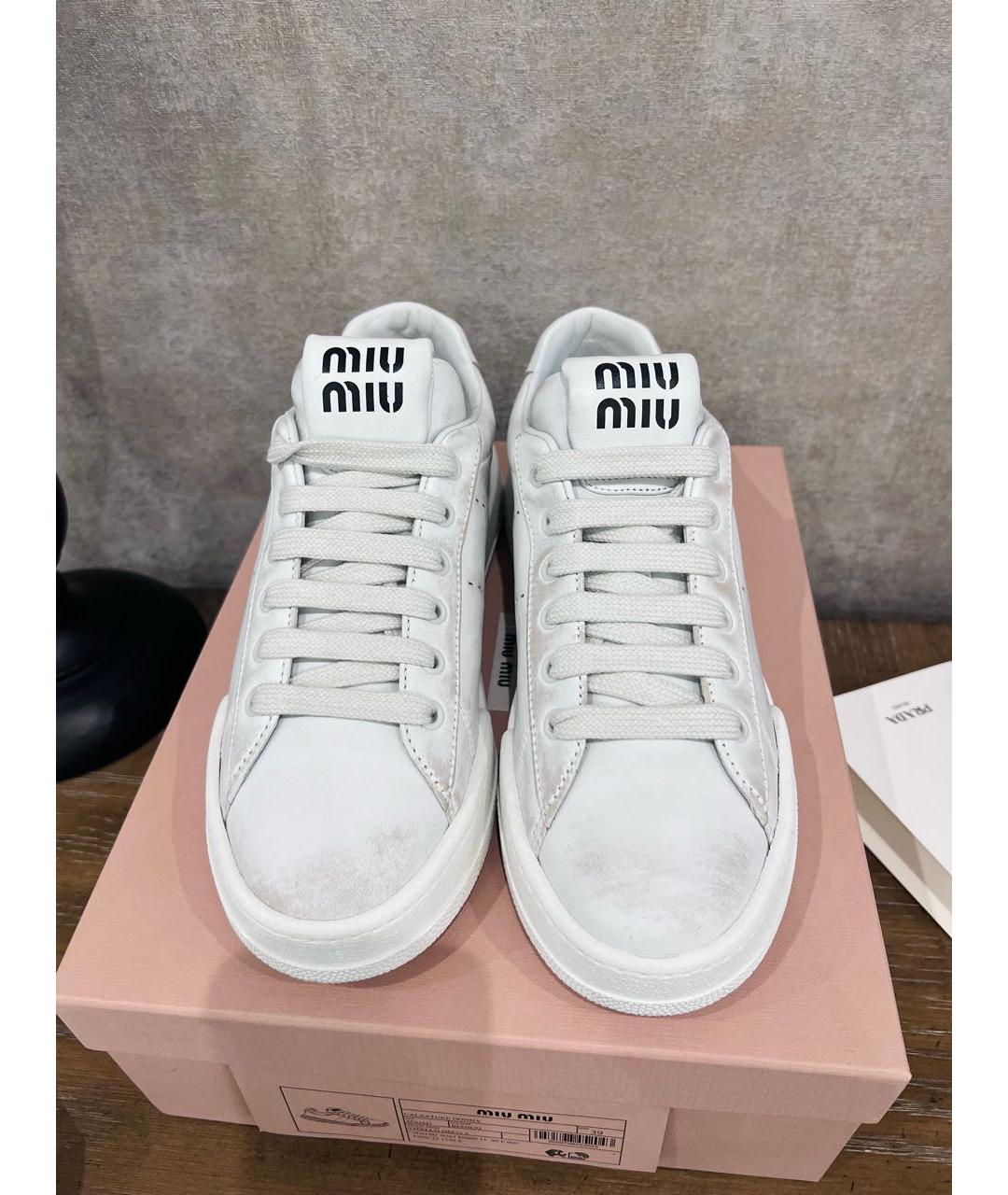 MIU MIU Белые кожаные кеды, фото 2