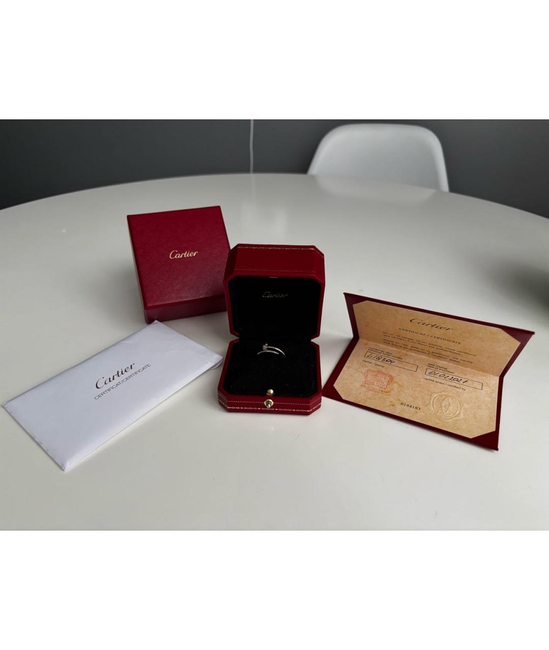 CARTIER Белое кольцо из белого золота, фото 2