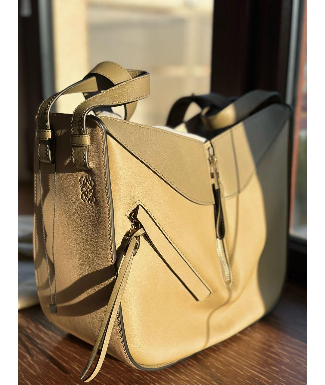 LOEWE Бежевая кожаная сумка тоут, фото 2