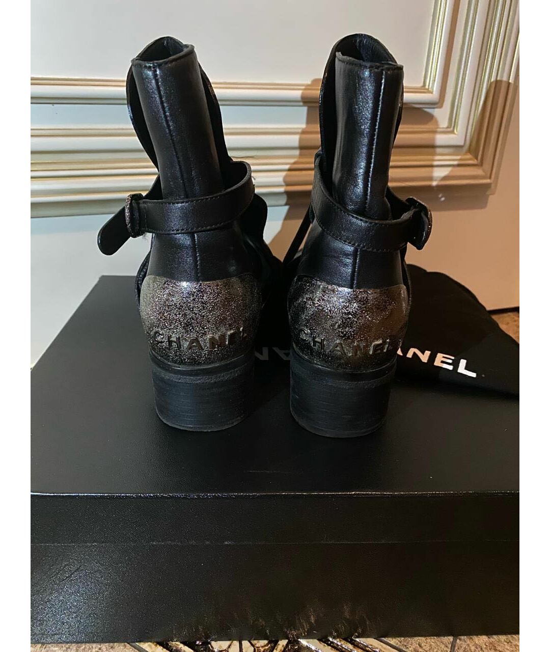 CHANEL Черные кожаные полусапоги, фото 2