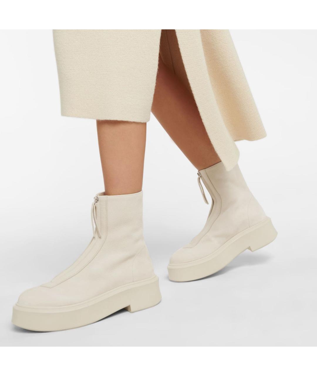 THE ROW Бежевые нубуковые ботинки, фото 4