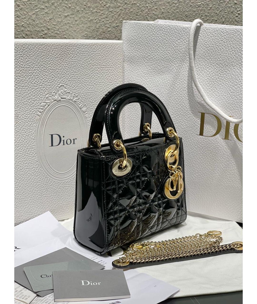 CHRISTIAN DIOR Черная сумка через плечо из лакированной кожи, фото 3