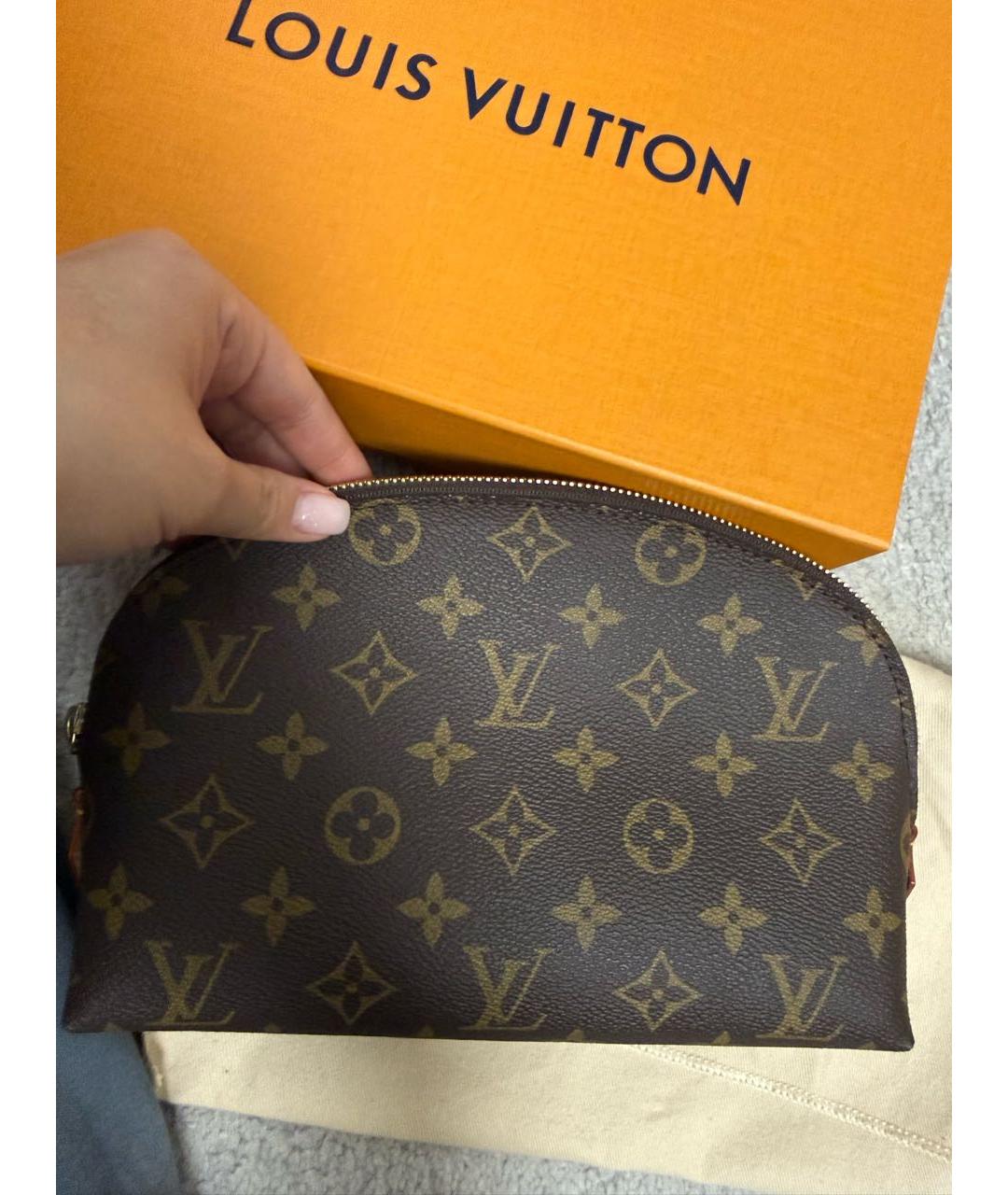 LOUIS VUITTON Коричневая косметичка, фото 2