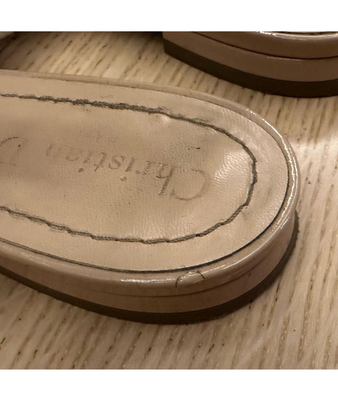 CHRISTIAN DIOR Бежевые балетки из лакированной кожи, фото 7