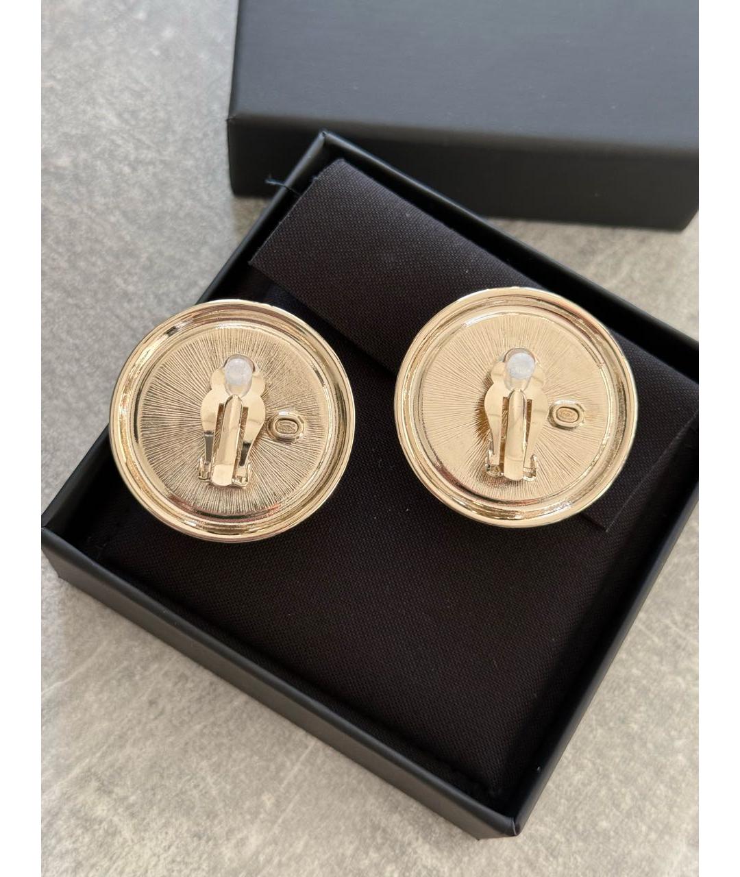 CHANEL Золотые металлические клипсы, фото 2