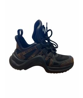 LOUIS VUITTON Кроссовки