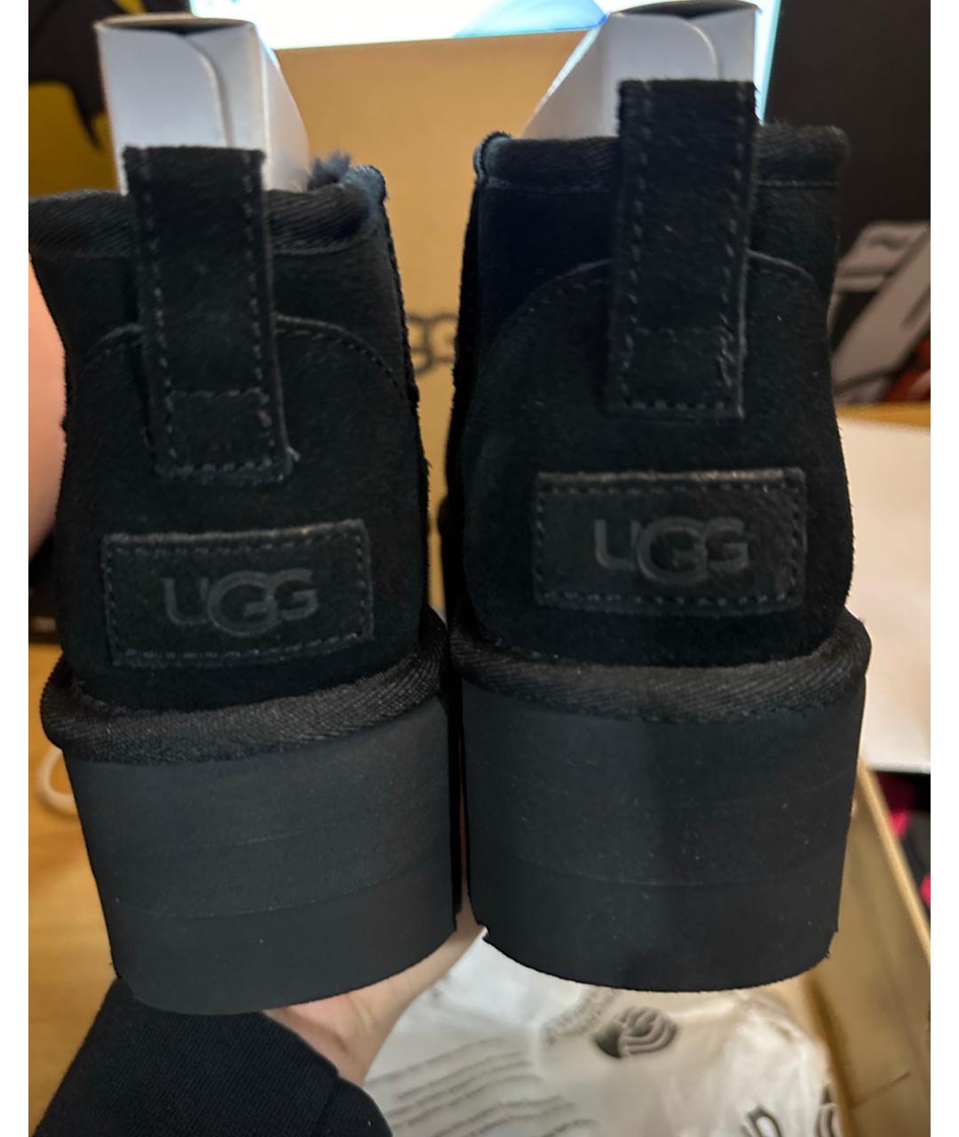 UGG AUSTRALIA Черные замшевые ботинки, фото 4