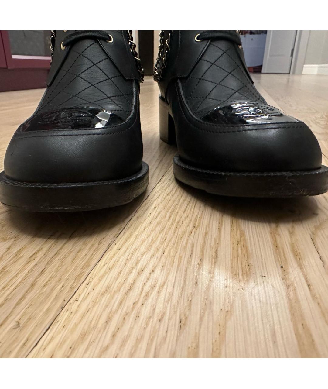 CHANEL Черные кожаные ботинки, фото 3