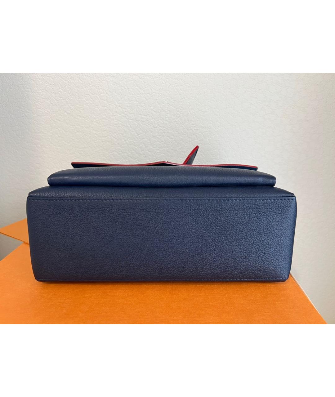 LOUIS VUITTON Темно-синяя кожаная сумка через плечо, фото 5