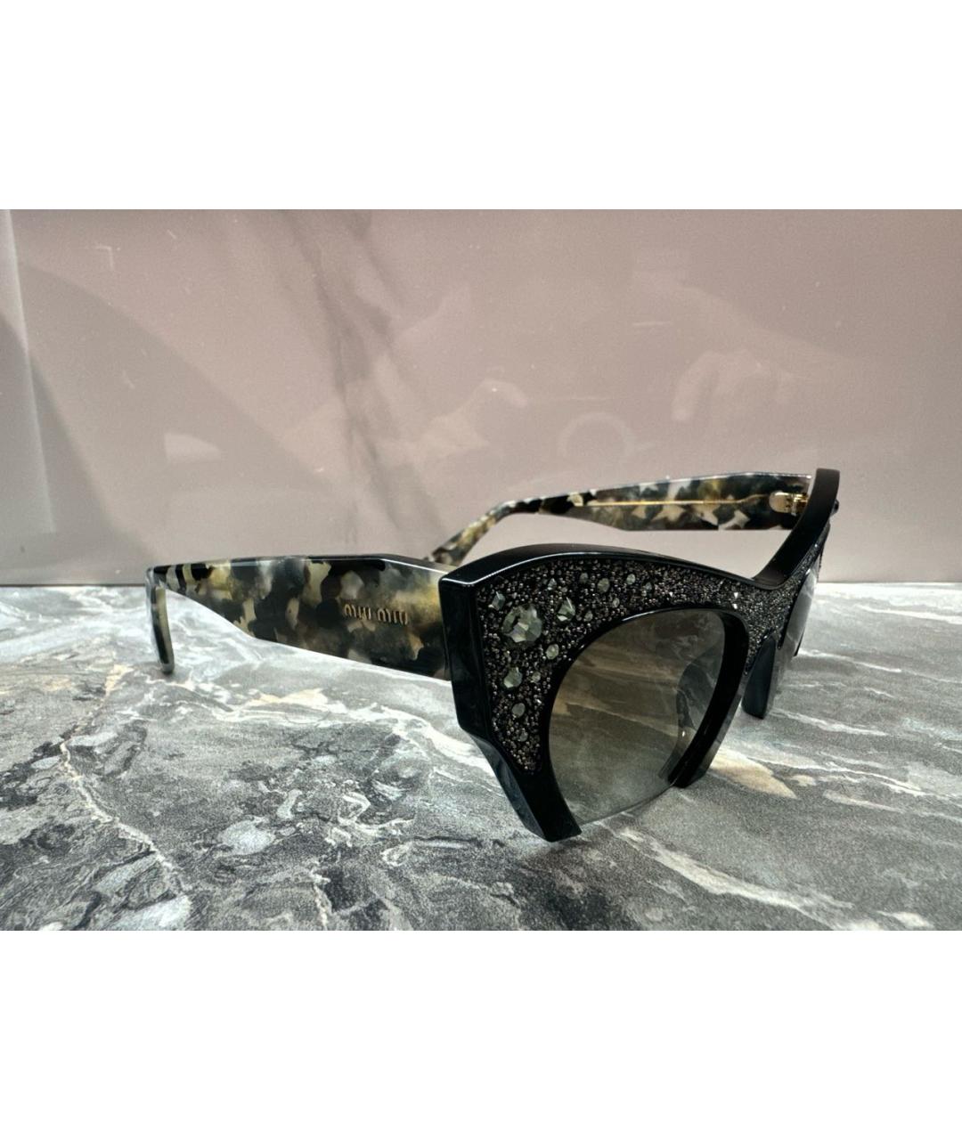 MIU MIU Черные пластиковые солнцезащитные очки, фото 2