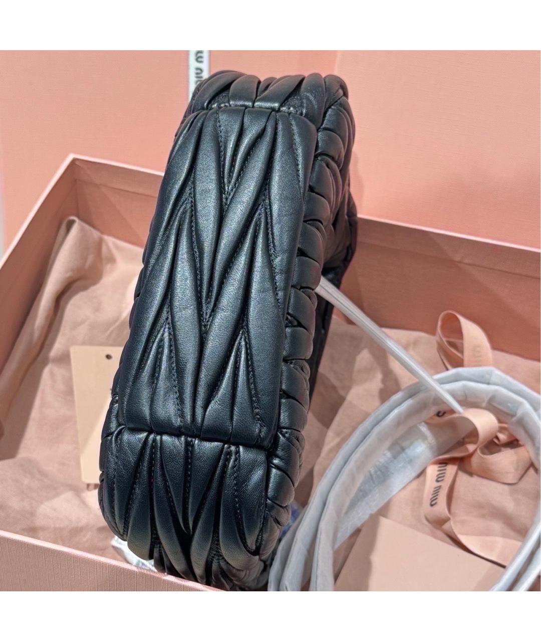 MIU MIU Черная кожаная сумка через плечо, фото 6