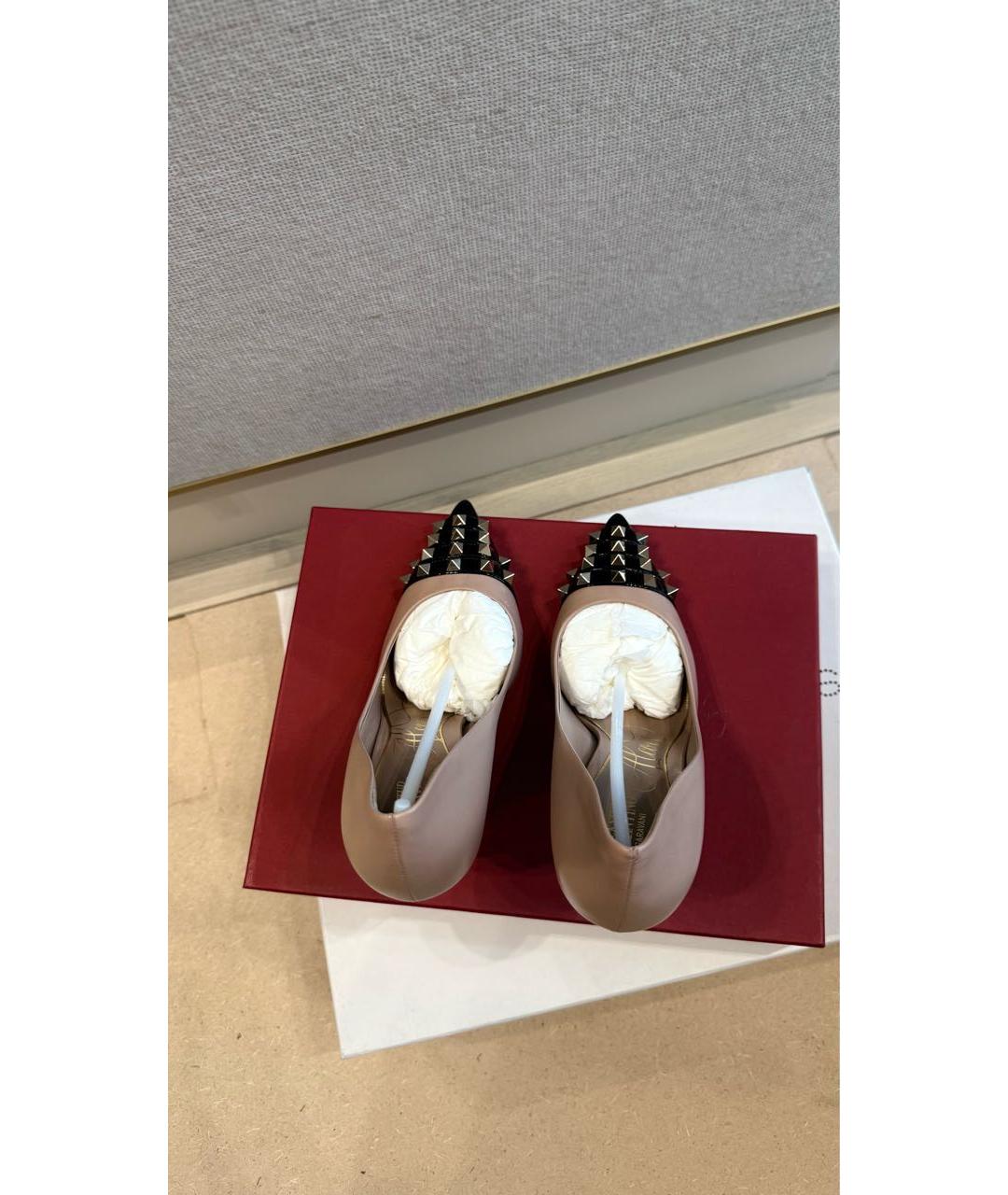 VALENTINO Бежевые кожаные туфли, фото 3