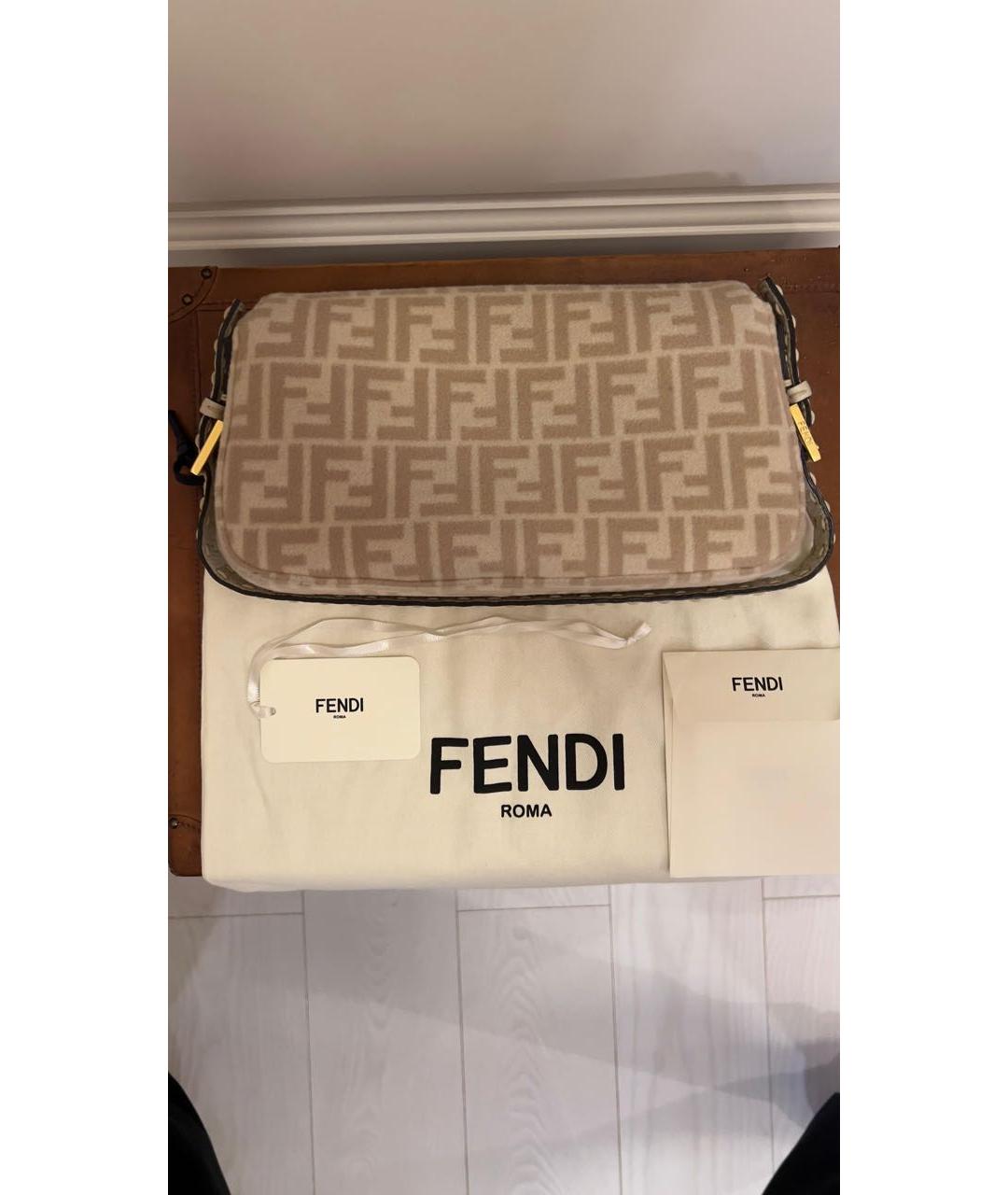 FENDI Бежевая твидовая сумка с короткими ручками, фото 3