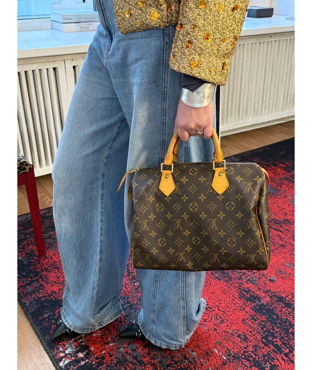 LOUIS VUITTON Коричневая сумка с короткими ручками, фото 3