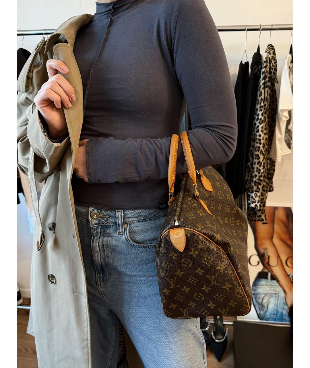 LOUIS VUITTON Коричневая сумка с короткими ручками, фото 5
