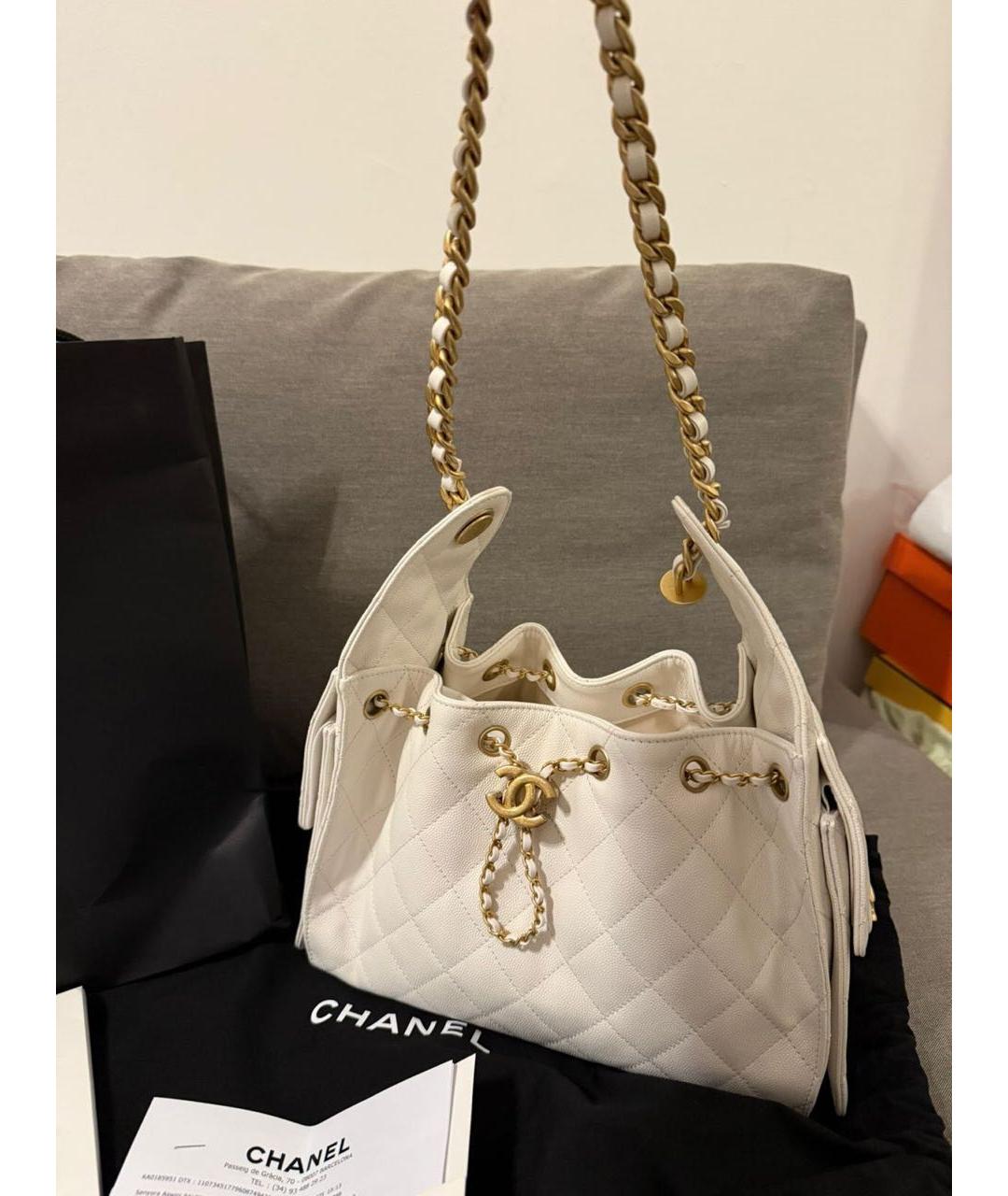 CHANEL Белая кожаная сумка через плечо, фото 2
