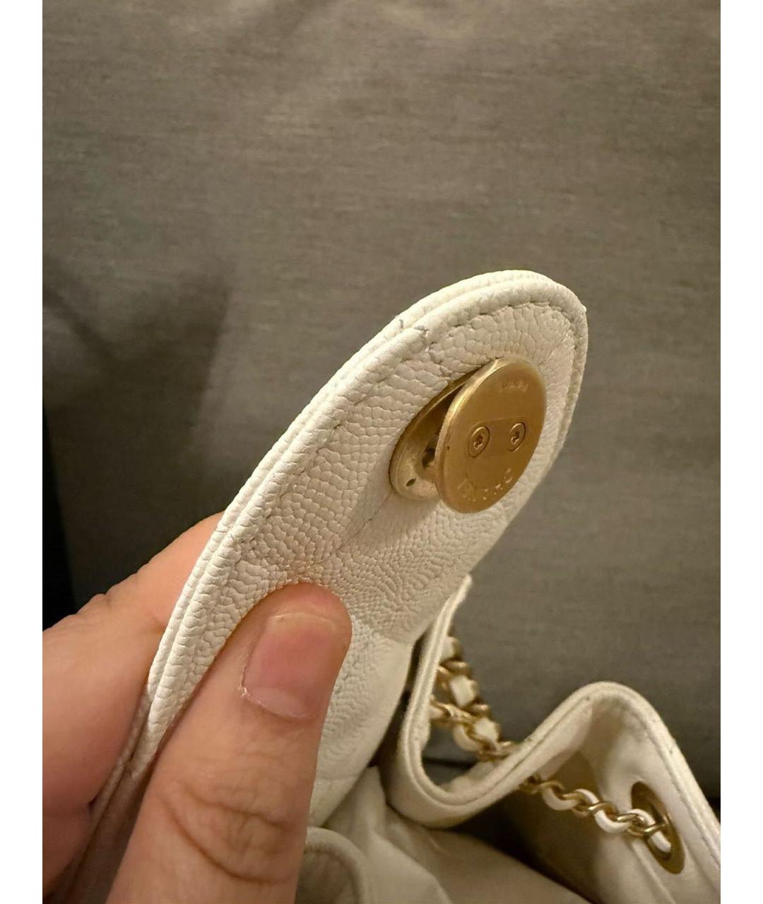 CHANEL Белая кожаная сумка через плечо, фото 4