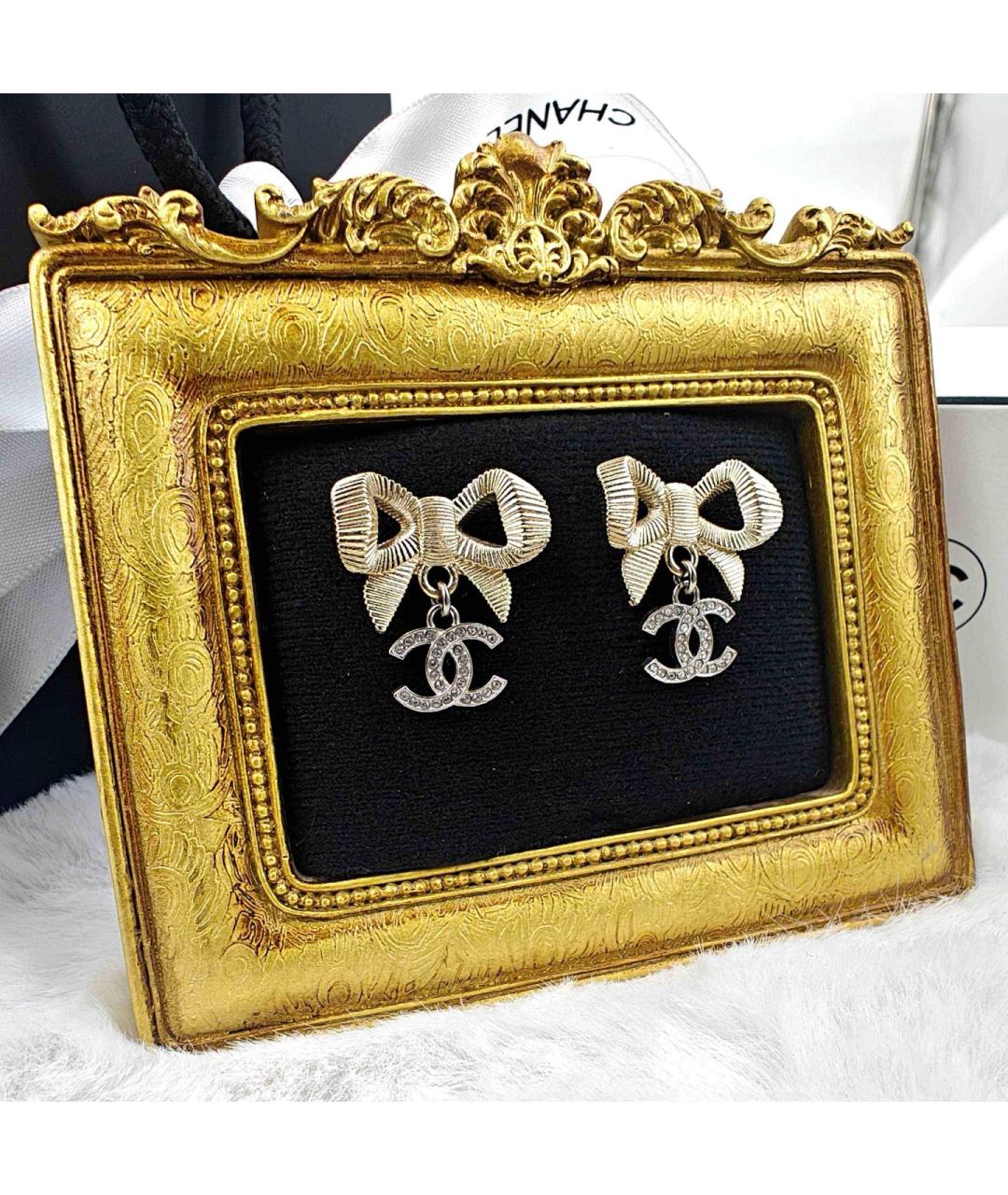 CHANEL Золотые металлические серьги, фото 2