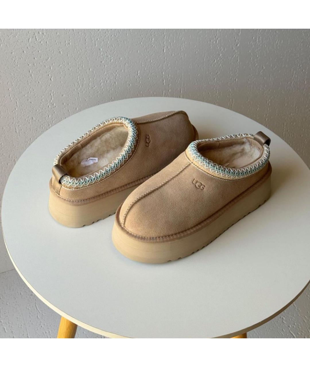 UGG AUSTRALIA Бежевые замшевые сабо, фото 4