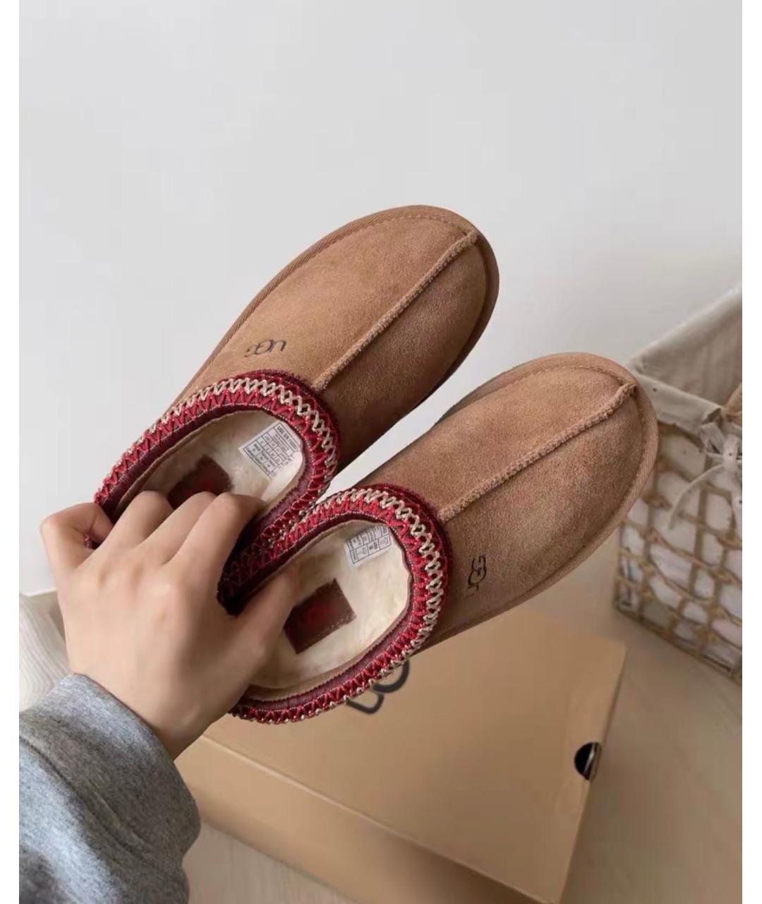 UGG AUSTRALIA Коричневые замшевые сабо, фото 4